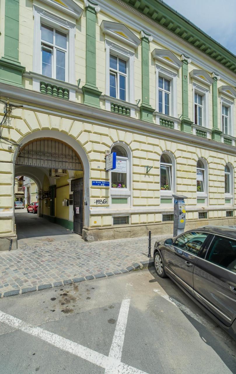 Kronhaus Брашов Экстерьер фото